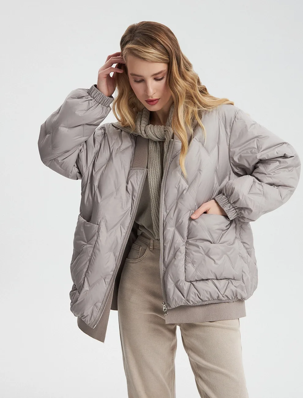Стеганая куртка силуэта oversize