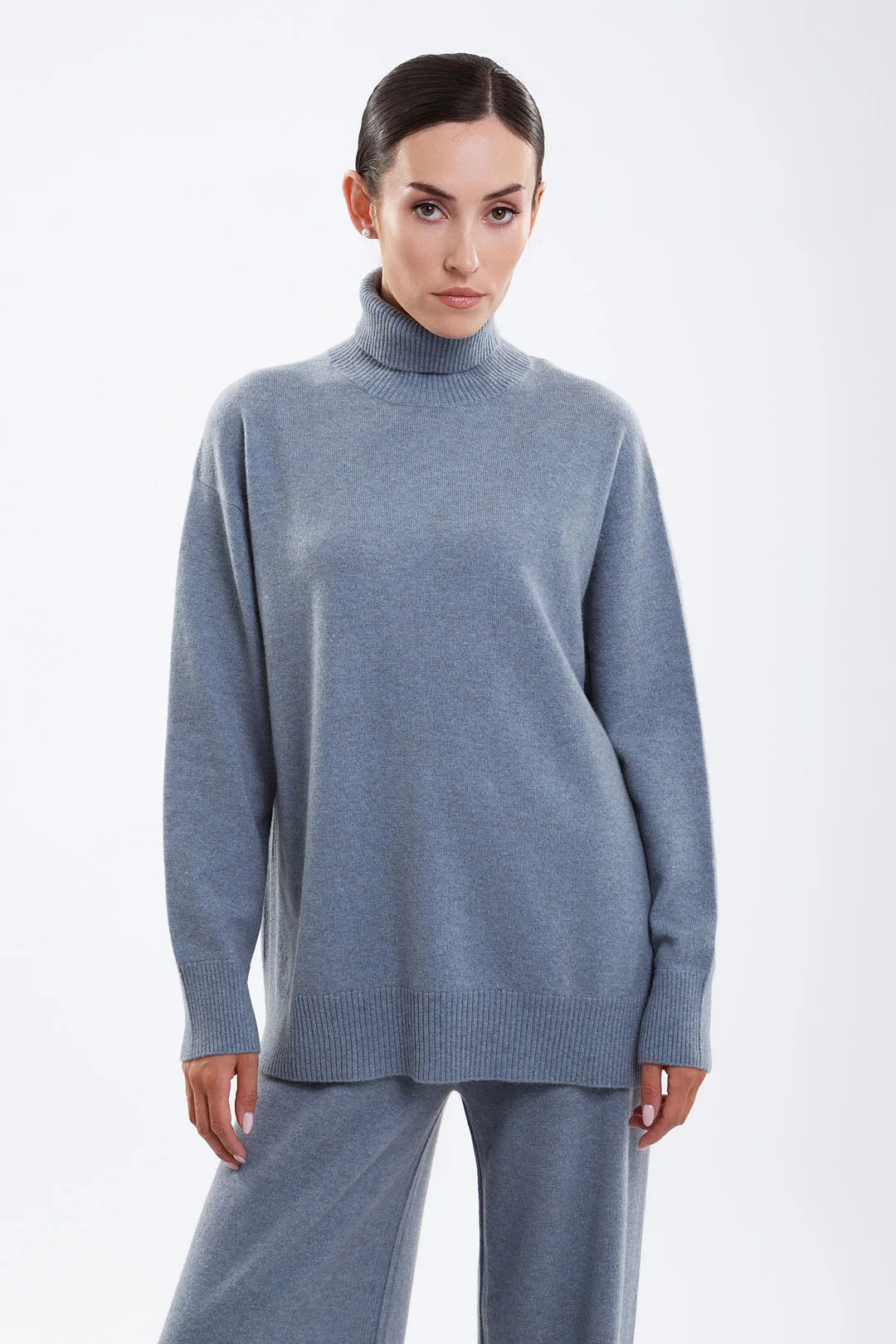 Свитер из 100% кашемира Cashmere House
